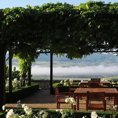 Castello Banfi - Il Borgo - Relais Et Chateaux-3